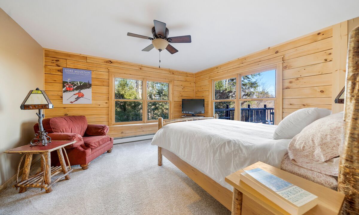 Photo of Bedroom in Johnsburg