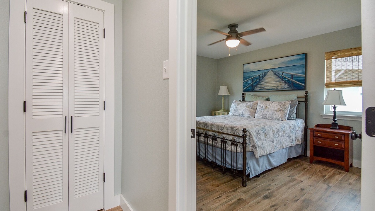 Photo of Bedroom in Terramar Beach