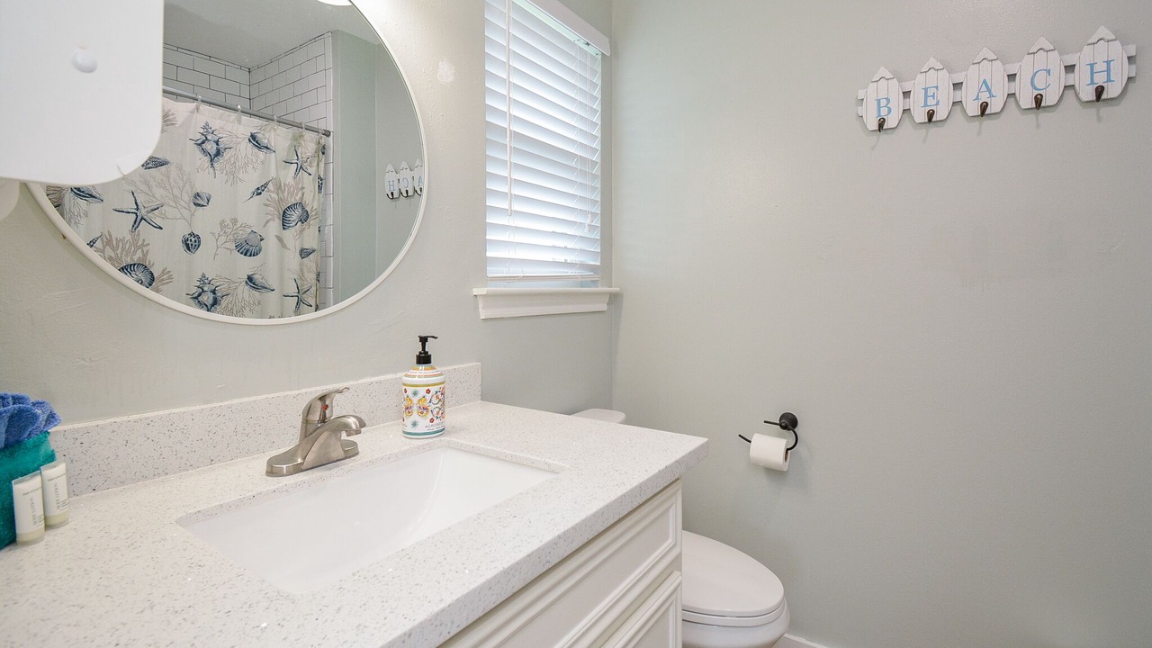 Photo of Bathroom in Terramar Beach