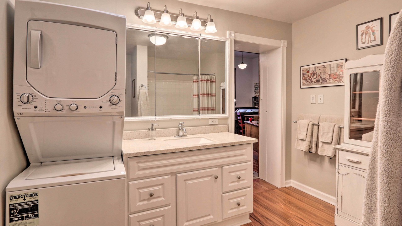 Photo of Bathroom in Kearneysville