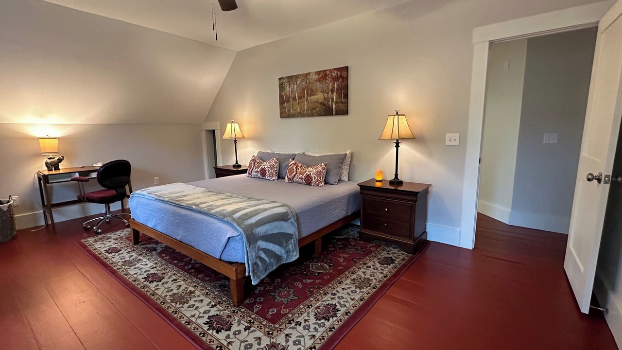 Photo of Bedroom in Plaistow
