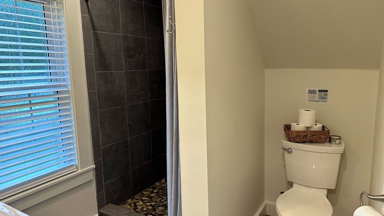 Photo of Bathroom in Plaistow
