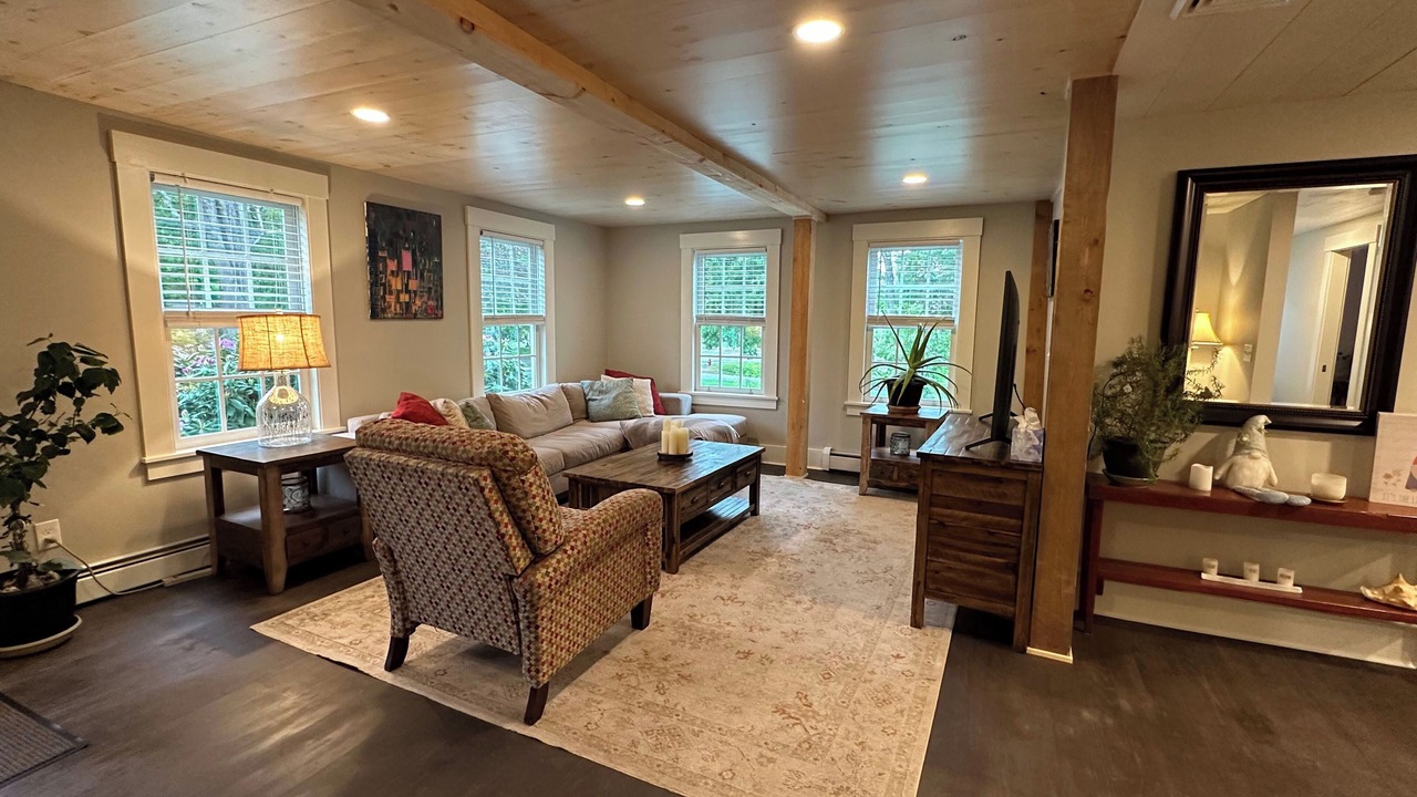 Photo of Livingroom in Plaistow