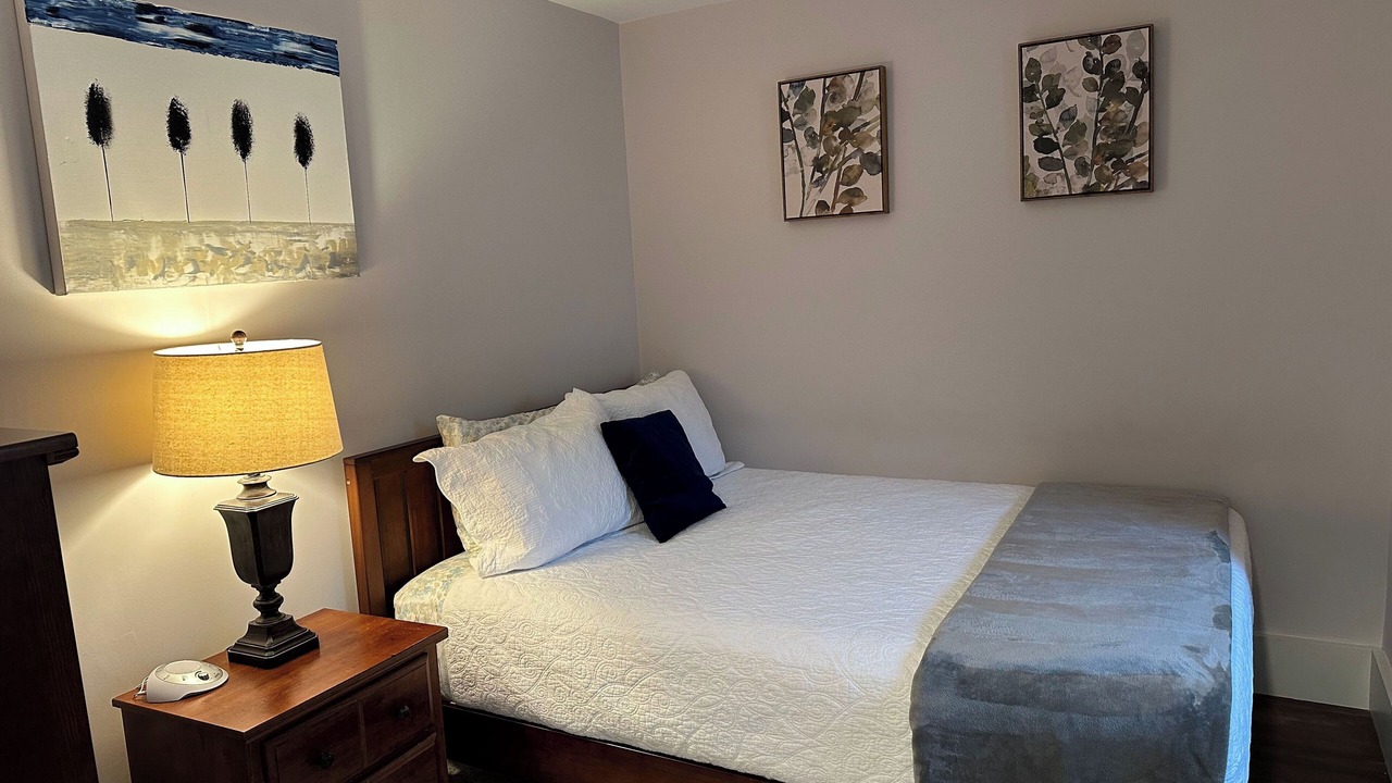 Photo of Bedroom in Plaistow