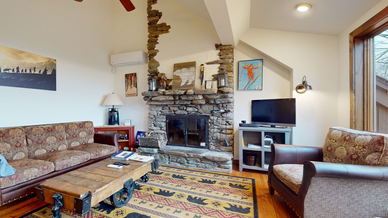 Photo of Livingroom in Plymouth