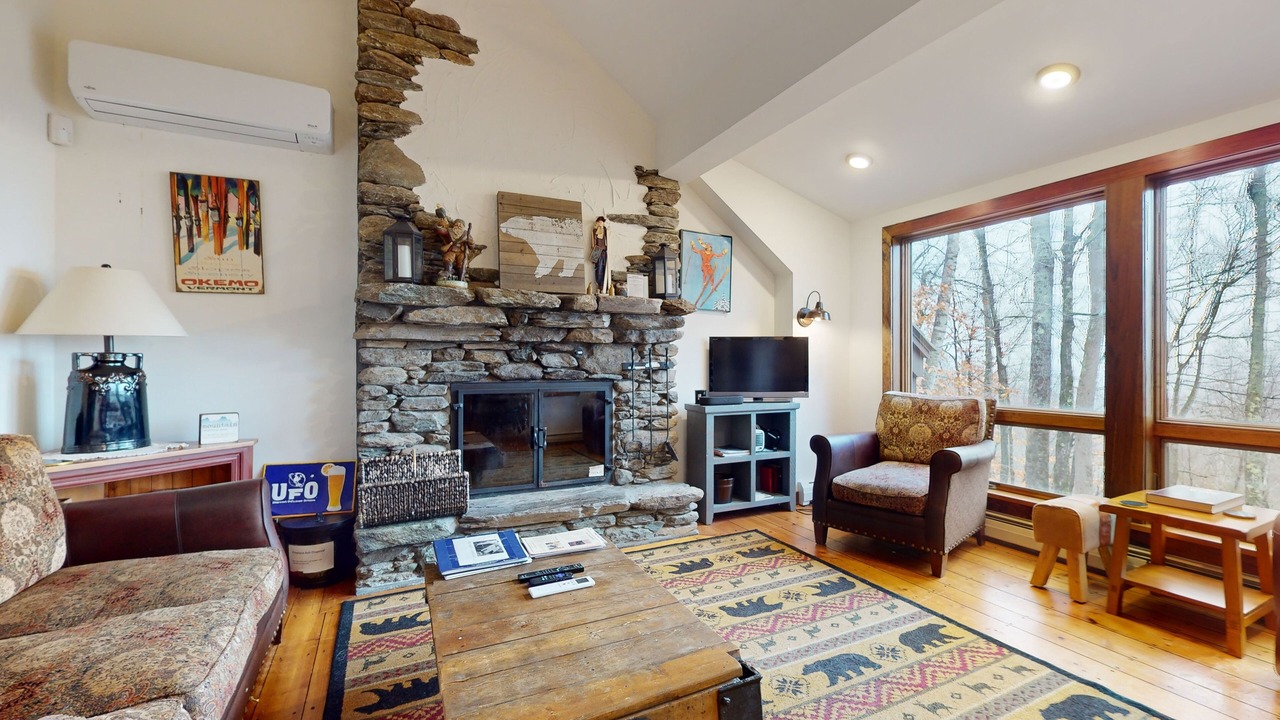 Photo of Livingroom in Plymouth