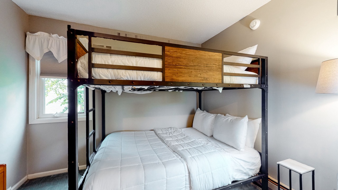 Photo of Bedroom in Ludlow