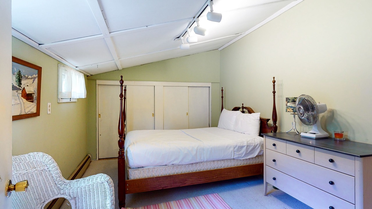 Photo of Bedroom in Poultney