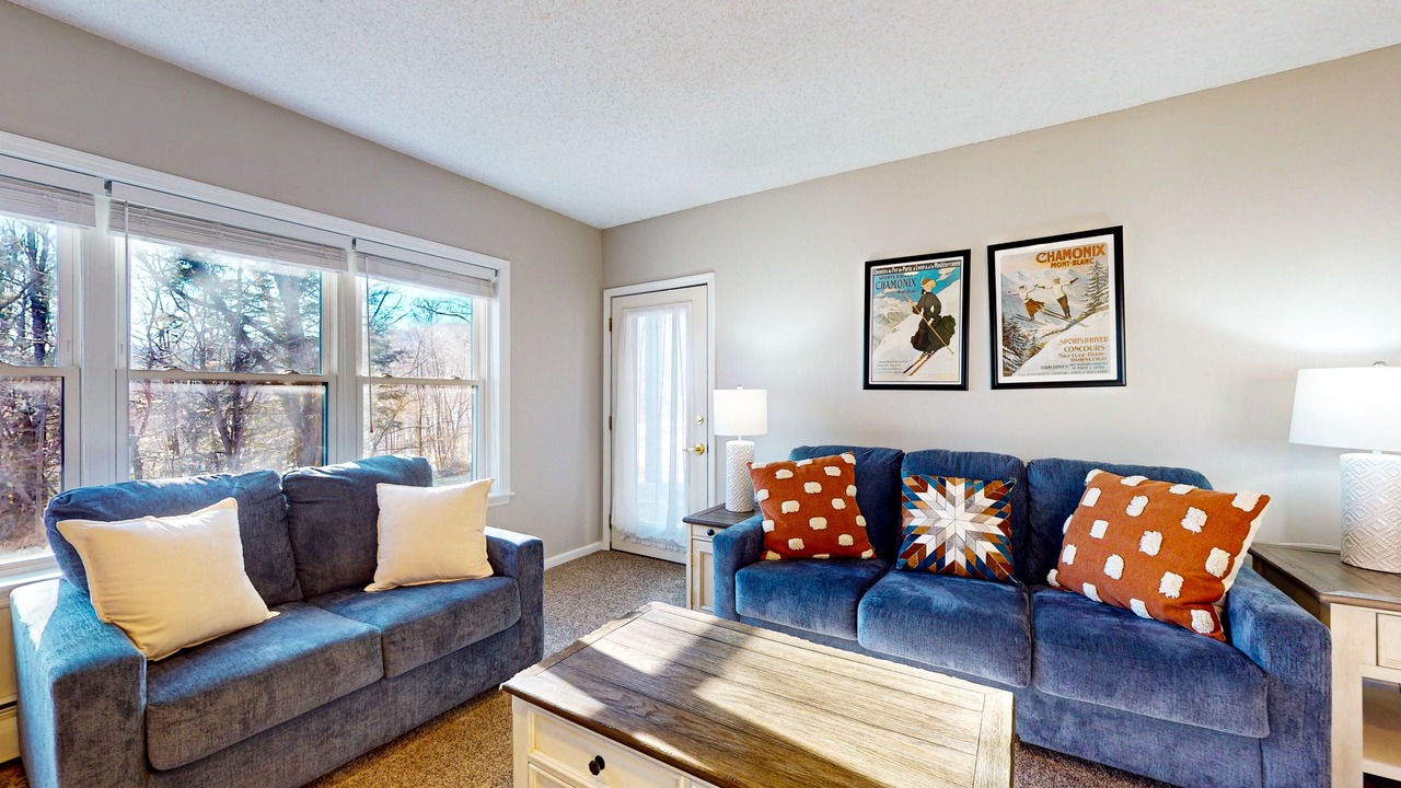 Photo of Livingroom in Ludlow