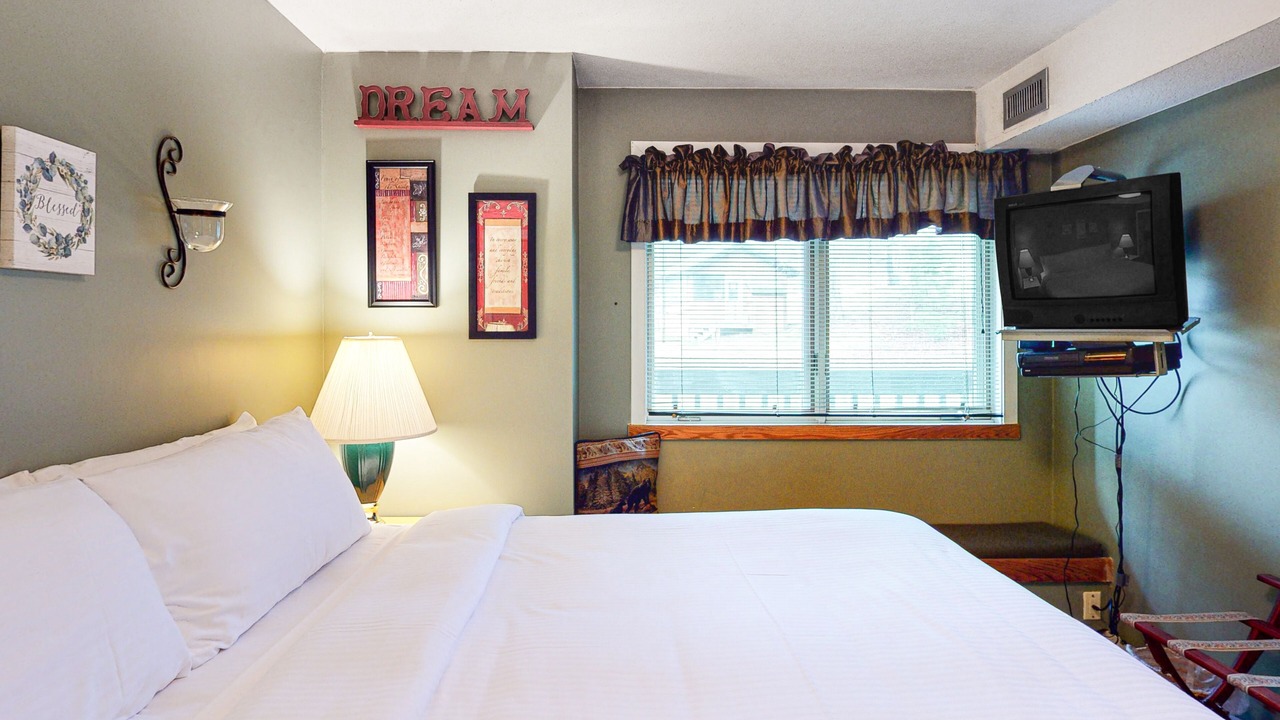 Photo of Bedroom in Ludlow