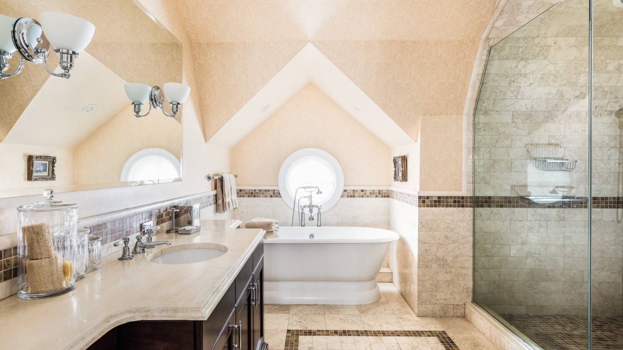Photo of Bathroom in Water Mill