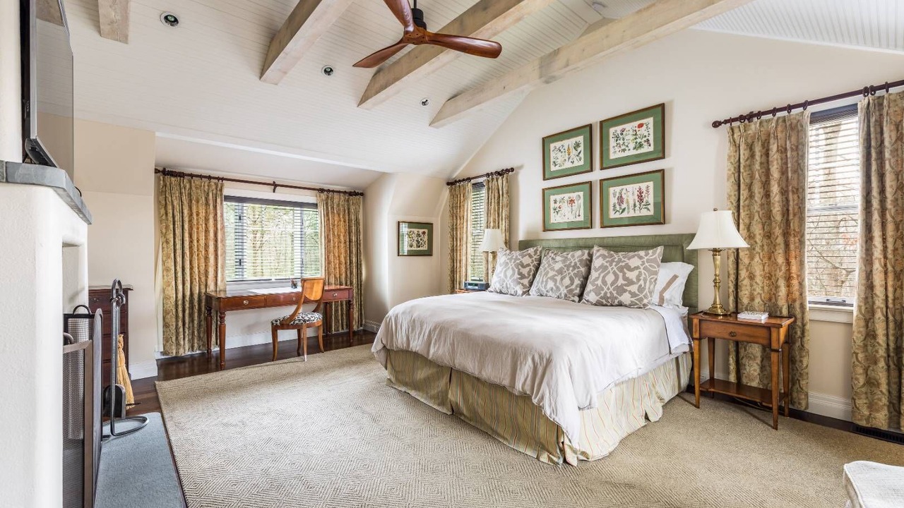 Photo of Bedroom in Water Mill