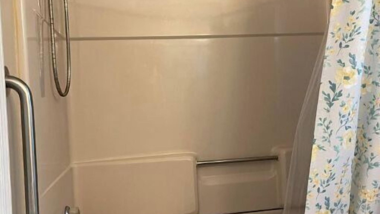 Photo of Bathroom in Hillside