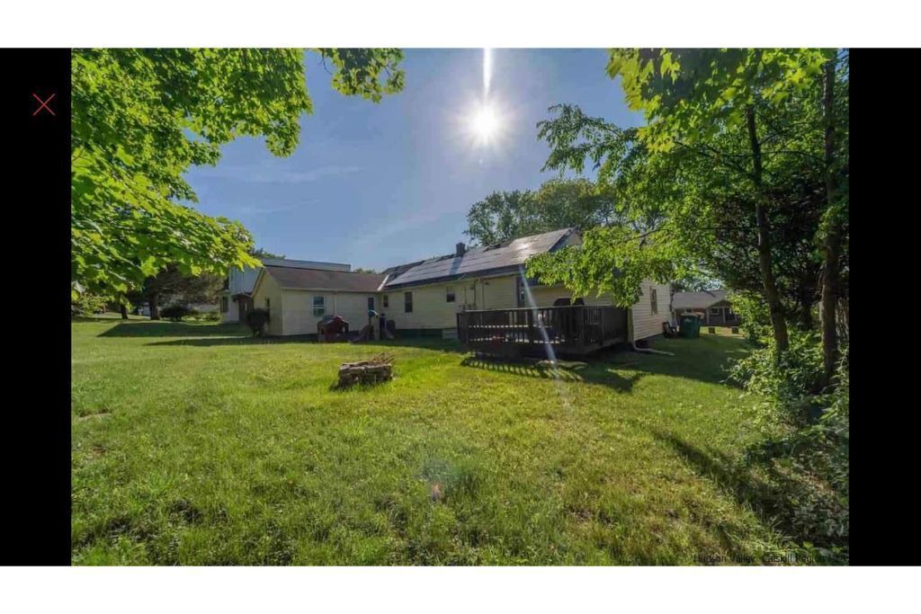 Photo of Outdoor in Hillside