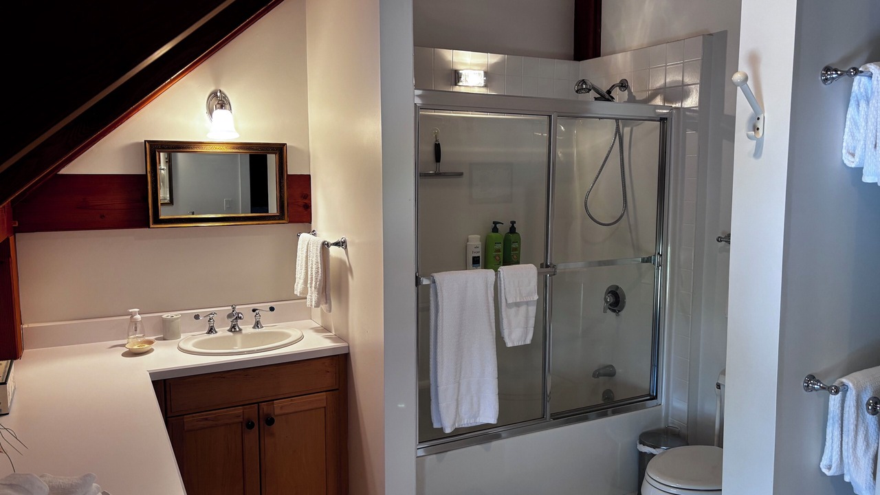 Photo of Bathroom in Elkins