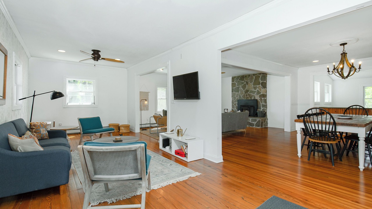 Photo of Livingroom in Saugerties