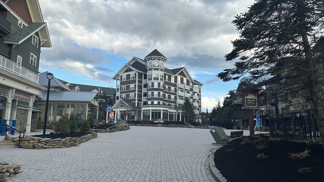 Photo of Others in Snowshoe