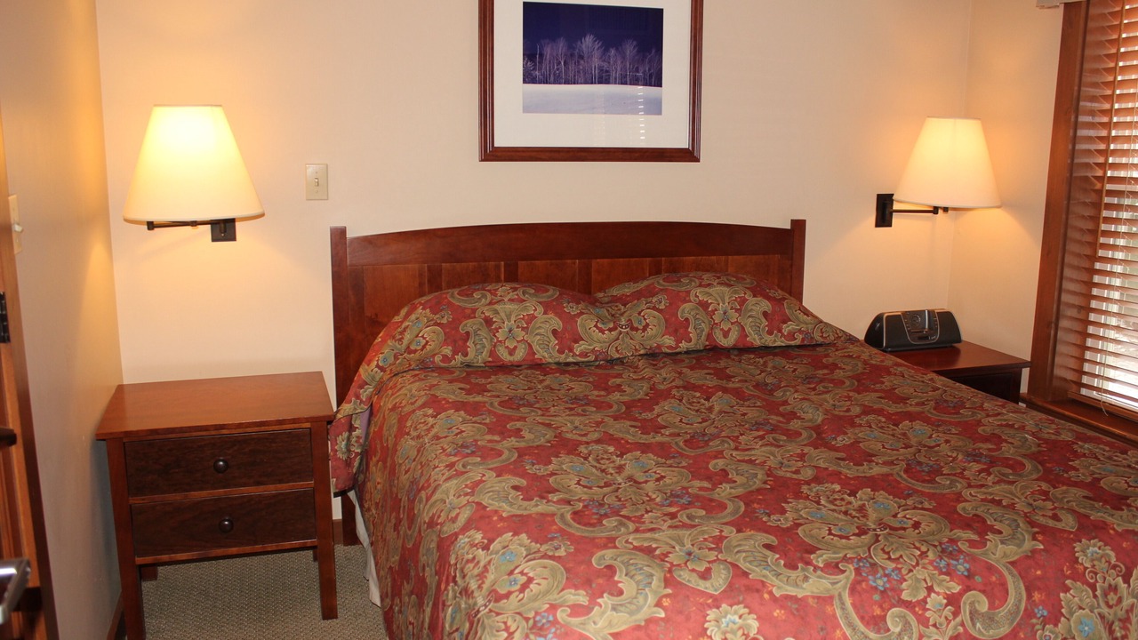 Photo of Bedroom in Snowshoe