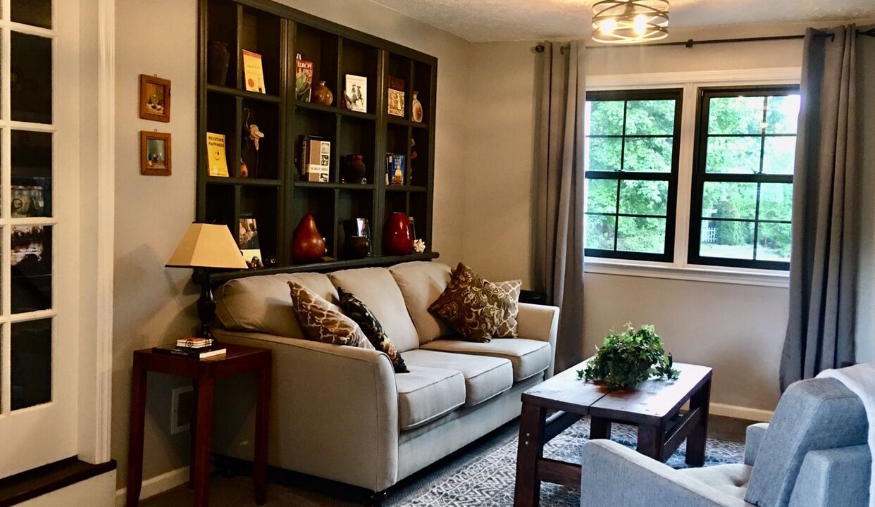 Photo of Livingroom in Ionia