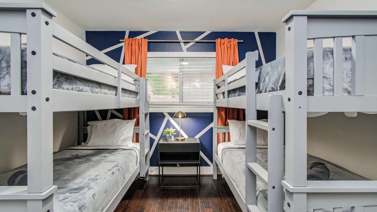 Photo of Bedroom in Willow Meadows/Willowbend Area