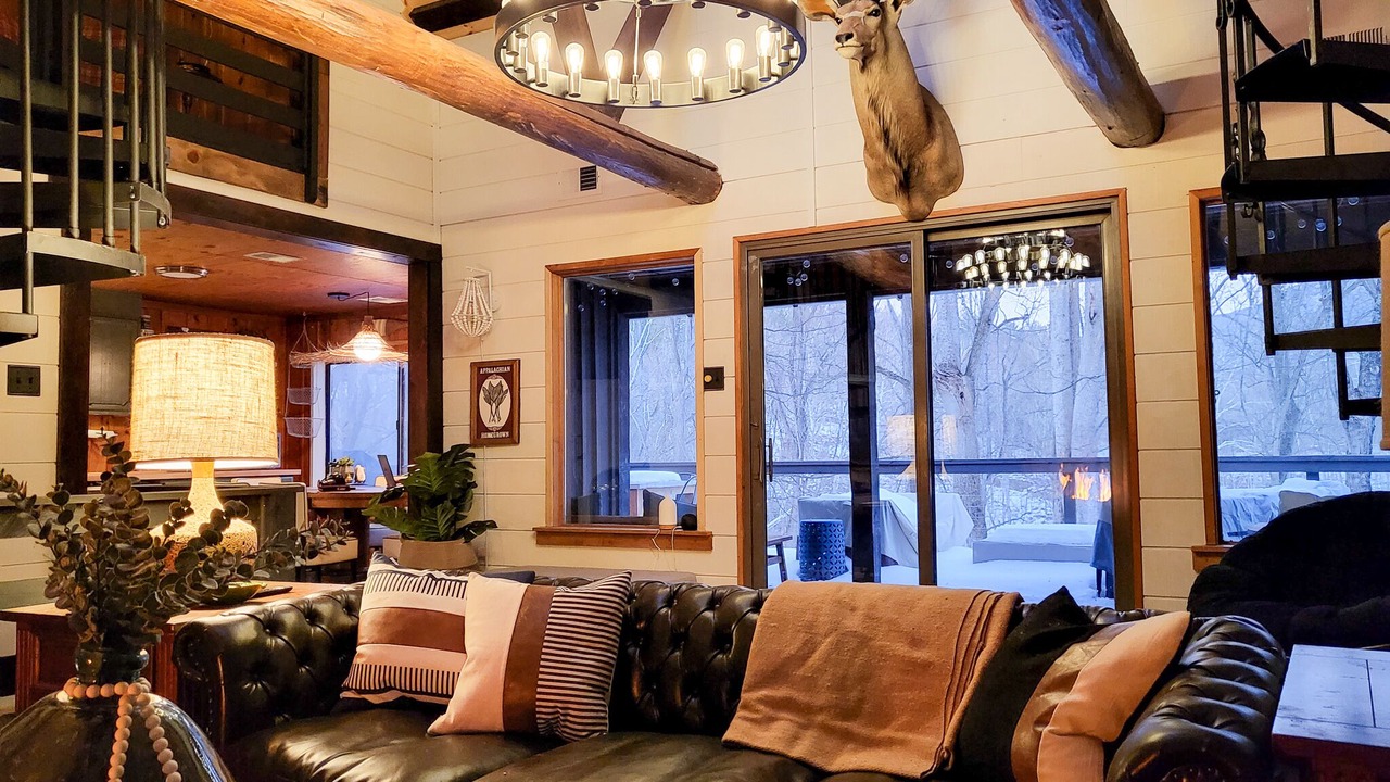 Photo of Livingroom in Great Cacapon