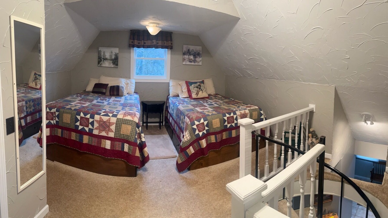 Photo of Bedroom in Swain