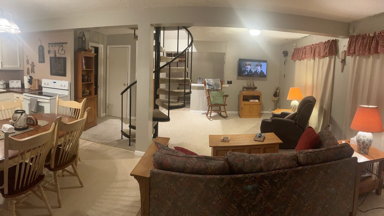 Photo of Livingroom in Swain