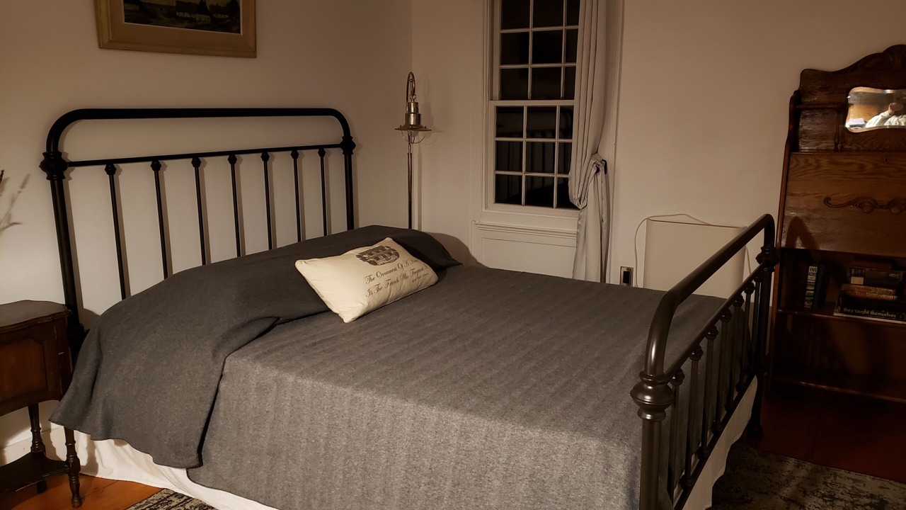 Photo of Bedroom in Heath