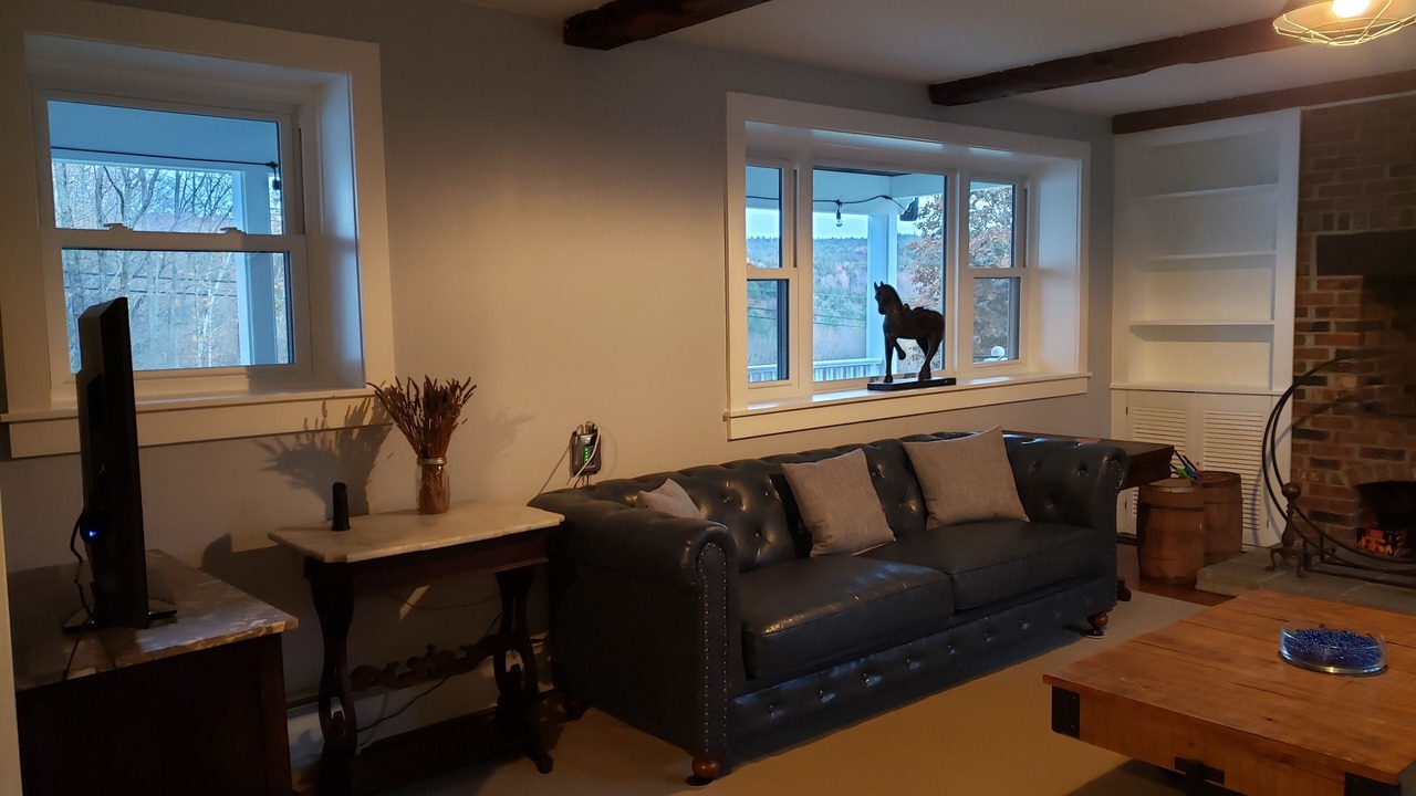 Photo of Livingroom in Heath