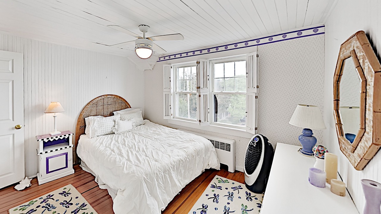 Photo of Bedroom in Sagamore Beach