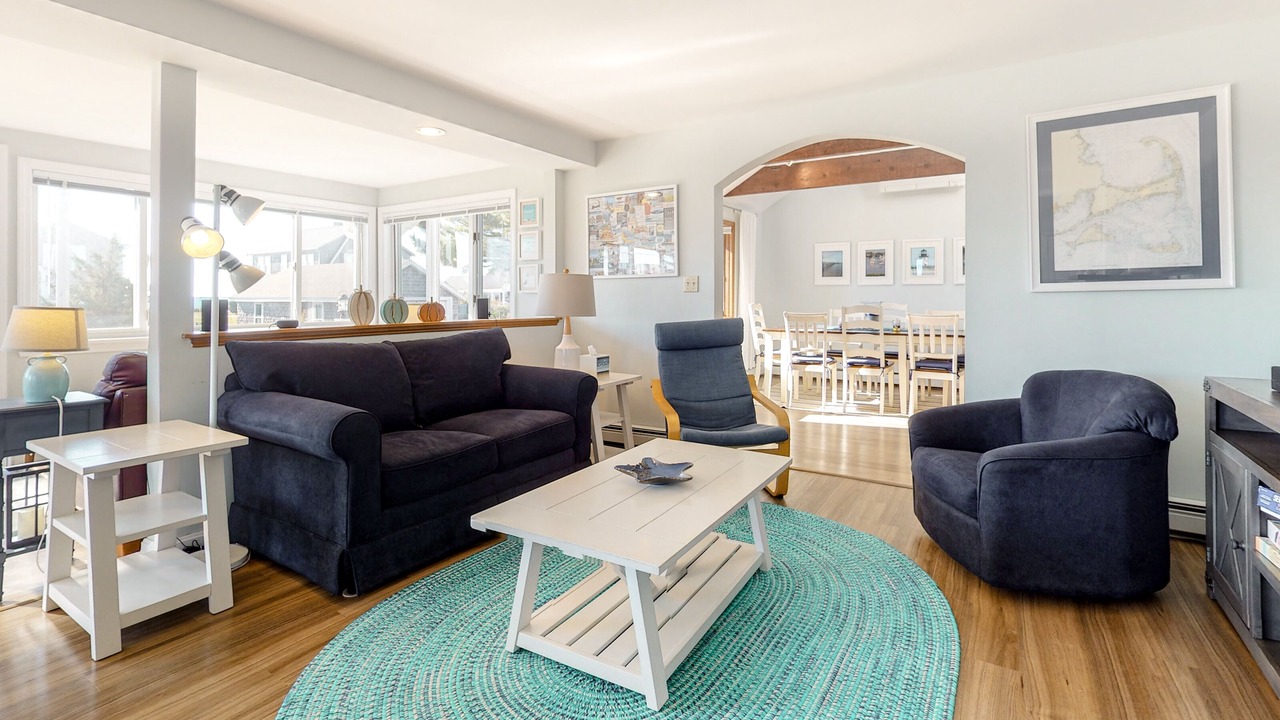 Photo of Livingroom in Hyannis