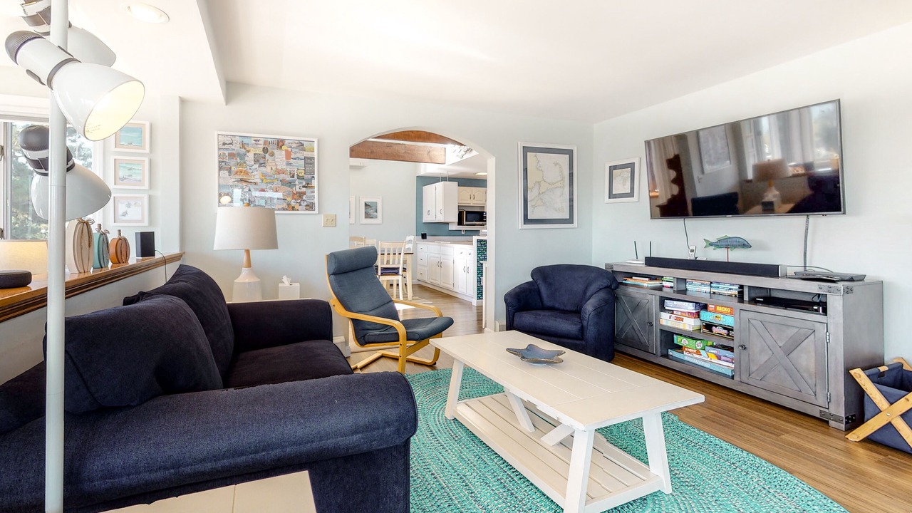 Photo of Livingroom in Hyannis