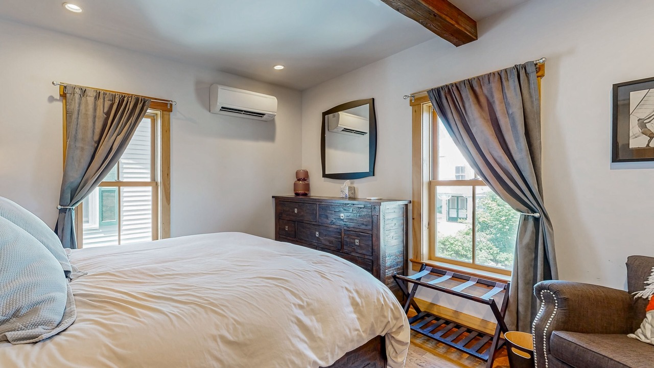 Photo of Bedroom in Boothbay Harbor