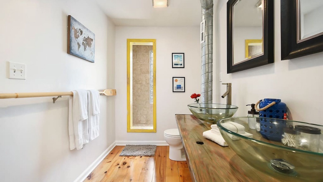 Photo of Bathroom in East Allegheny