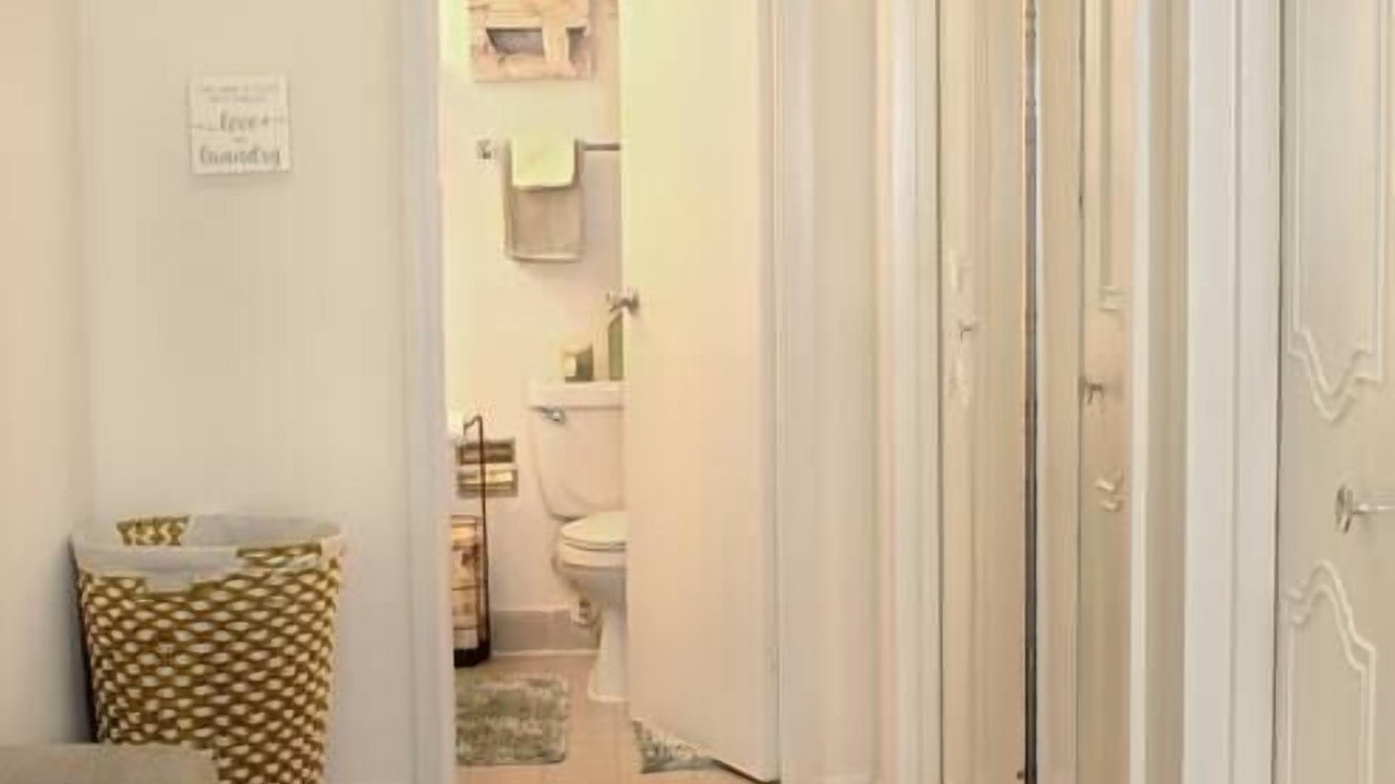 Photo of Bathroom in Crystal City