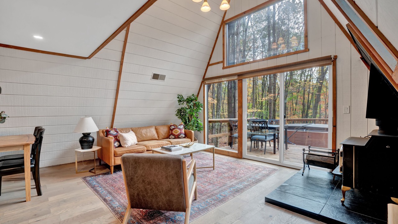 Photo of Livingroom in Berkeley Springs