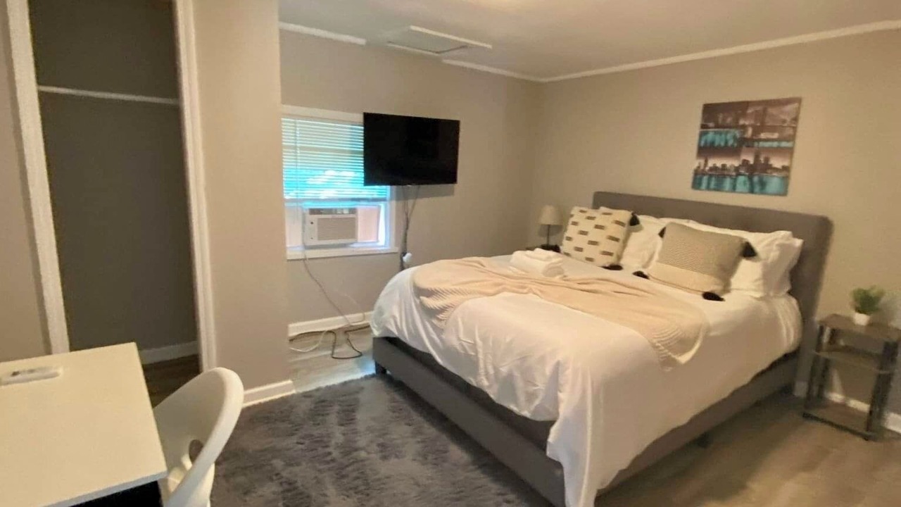 Photo of Bedroom in Syracuse