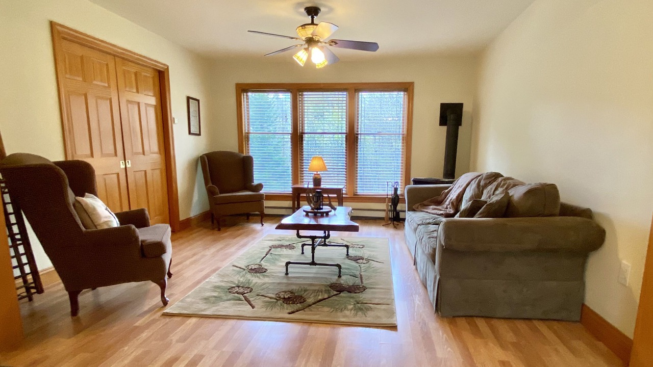 Photo of Livingroom in Lake Pleasant