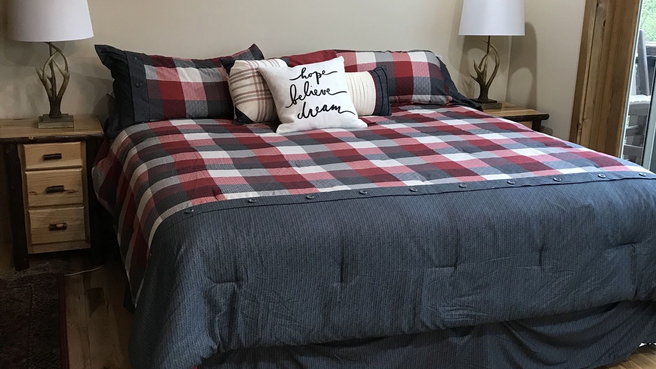 Photo of Bedroom in Putnam Station
