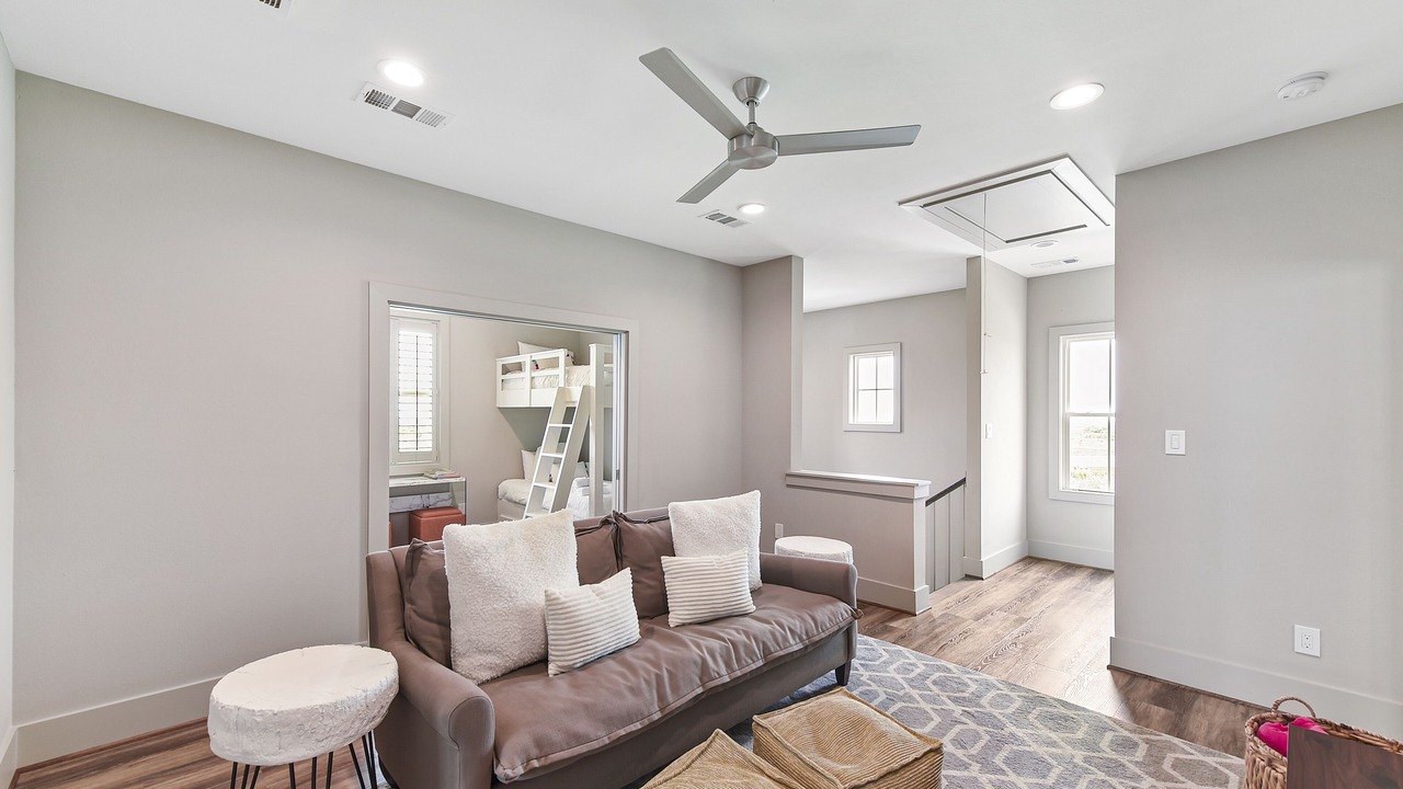 Photo of Livingroom in Red Fish Cove