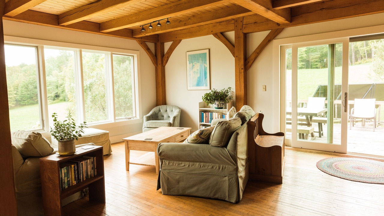 Photo of Livingroom in Orange
