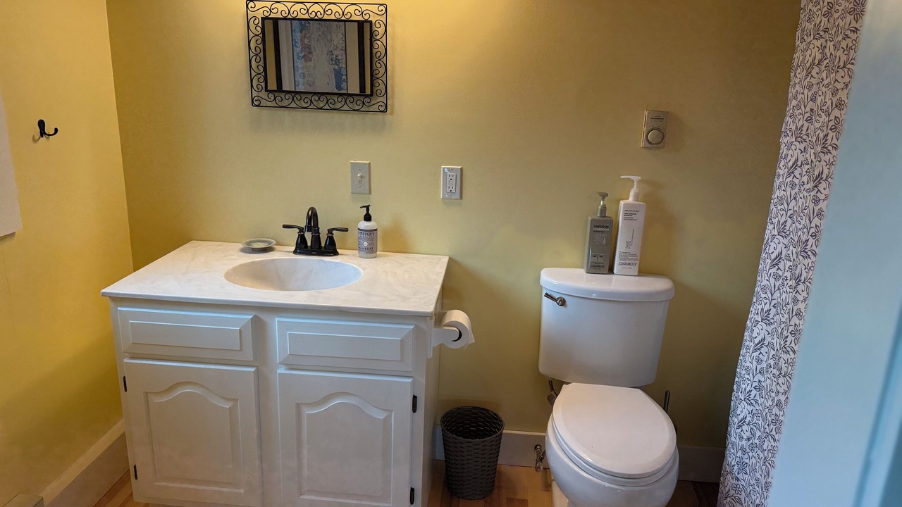 Photo of Bathroom in Orange