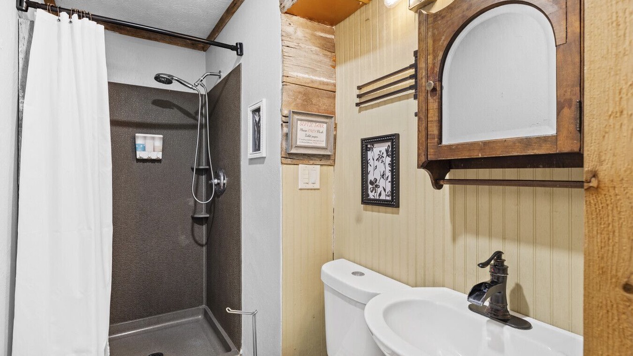 Photo of Bathroom in Stonehouse