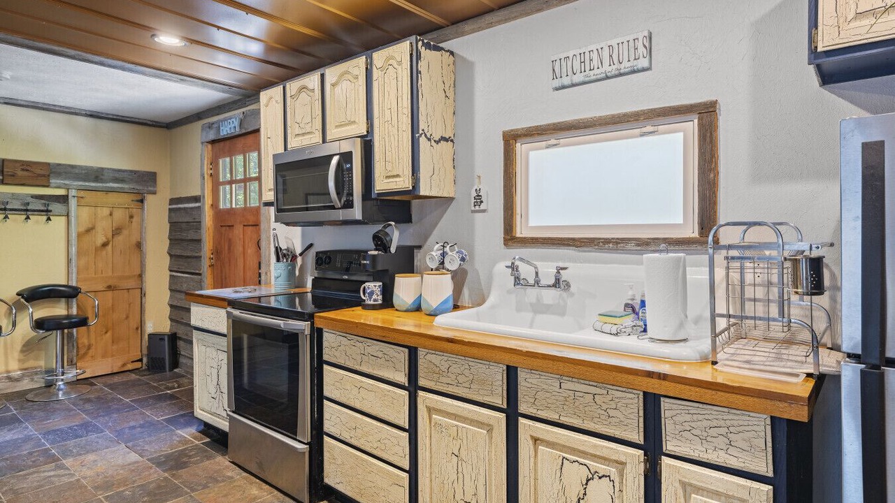 Photo of Kitchen in Stonehouse
