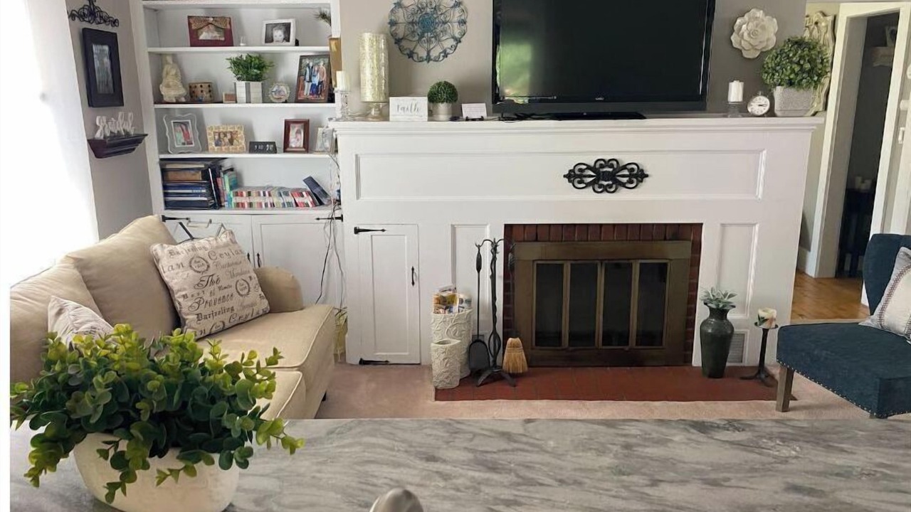 Photo of Livingroom in Warrensburg