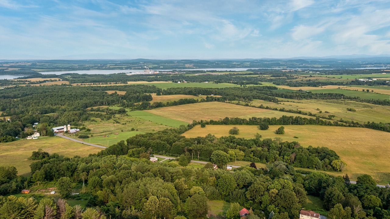 Photo of Outdoor in Ticonderoga
