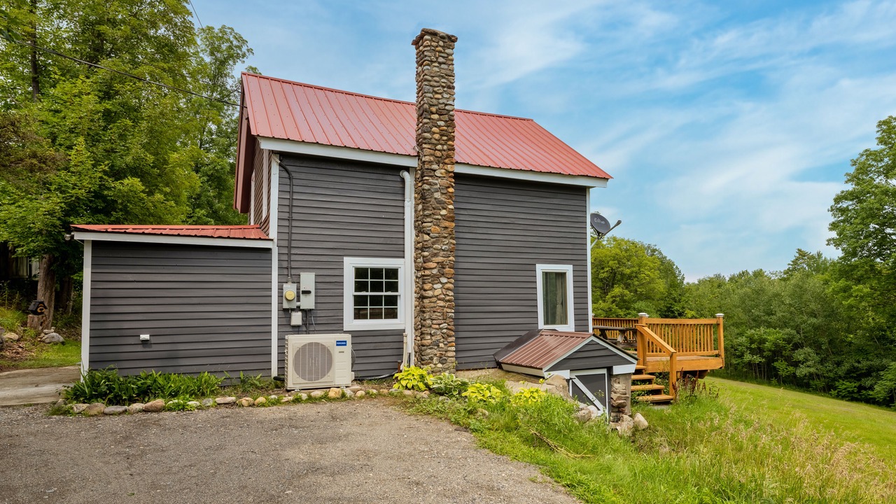 Photo of Outdoor in Ticonderoga
