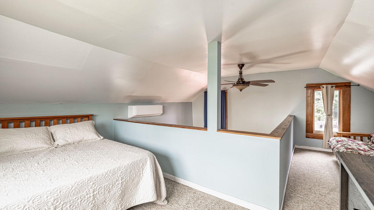 Photo of Bedroom in Ticonderoga