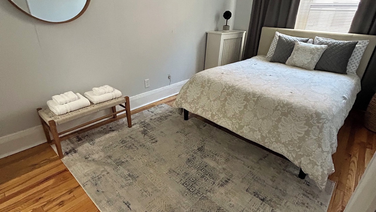 Photo of Bedroom in Packard's Corner