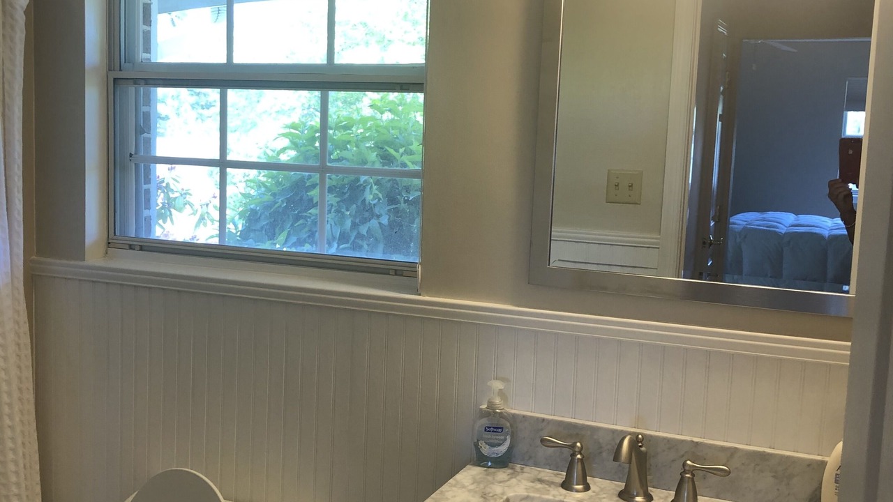 Photo of Bathroom in Point Lookout